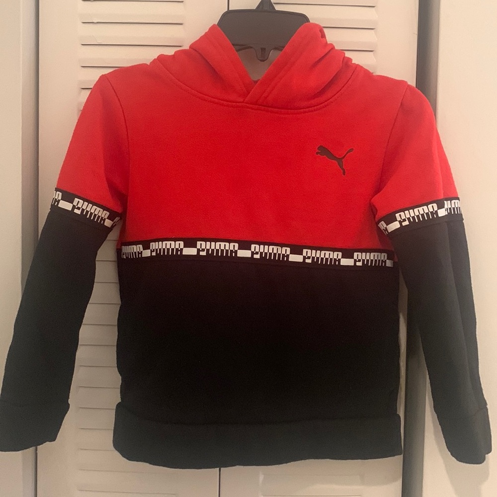 Boys Puma Sweatshirt with hood